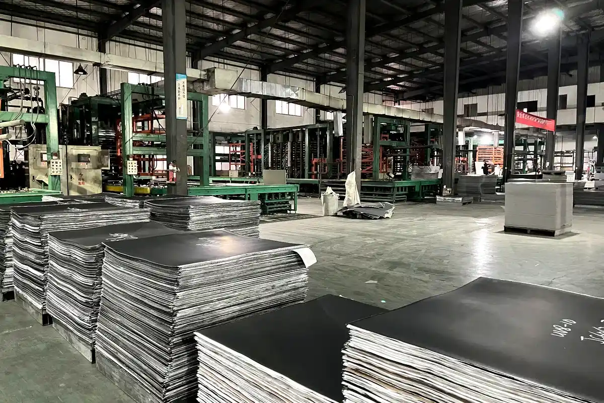 SPC and LVT flooring factory production