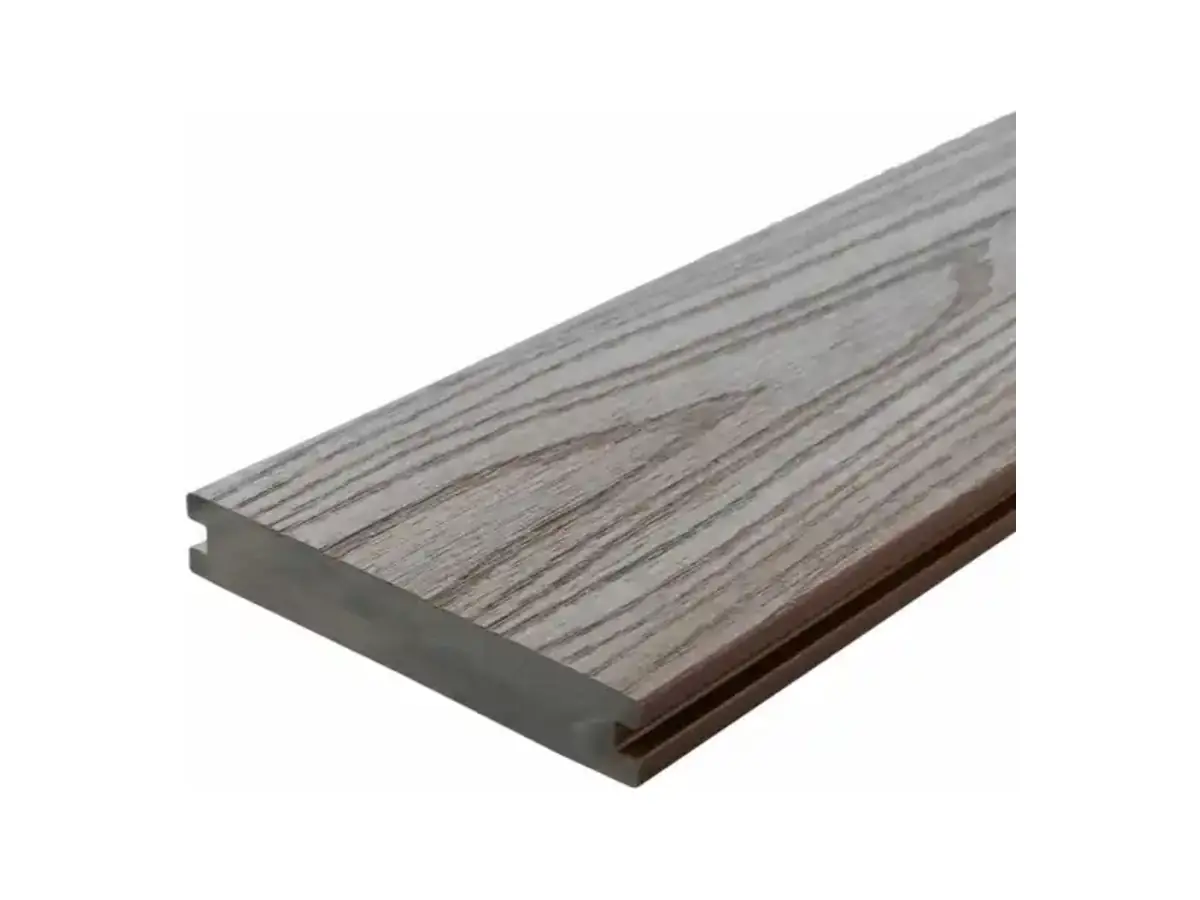 Capped composite decking board with realistic wood grain surface